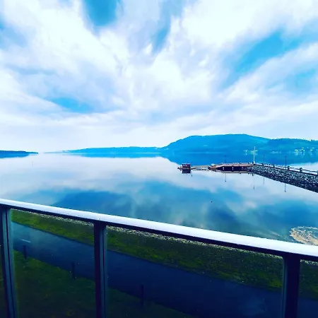 100 Kvm Suite, Activitypark, Beach, Swimmingpool Lovely View Over Mjosa Near By Hamar, Order Your Own Breakfast At Wood