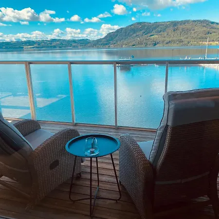 100 Kvm Suite, Activitypark, Beach, Swimmingpool Lovely View Over Mjosa Near By Hamar, Order Your Own Breakfast At Wood *