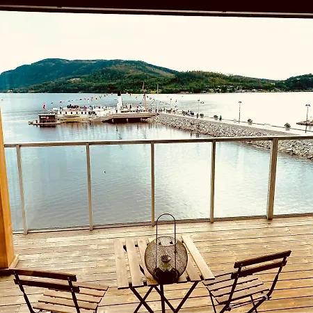 100 Kvm Suite, Activitypark, Beach, Swimmingpool Lovely View Over Mjosa Near By Hamar, Order Your Own Breakfast At Wood Apartment *